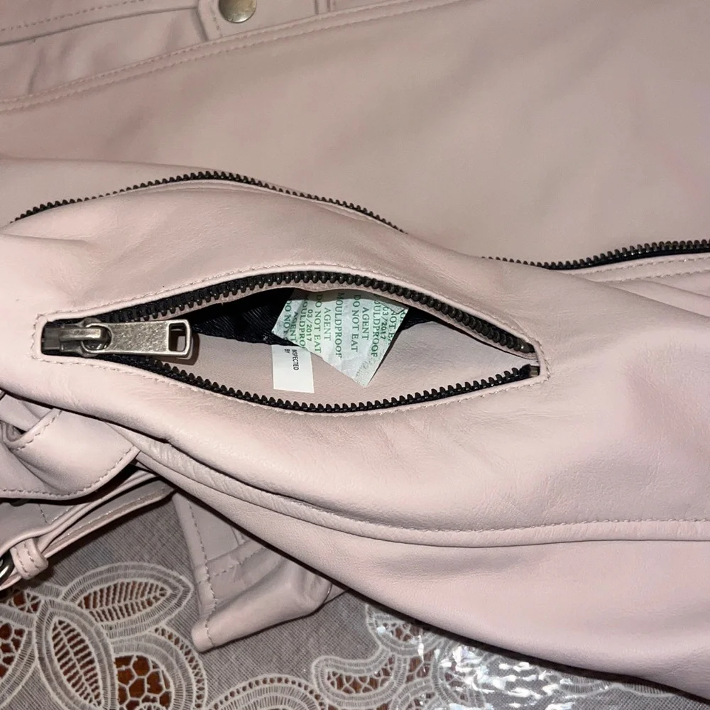 Vintage Women's Light Pink Leather Jacket - Picture 4 of 6